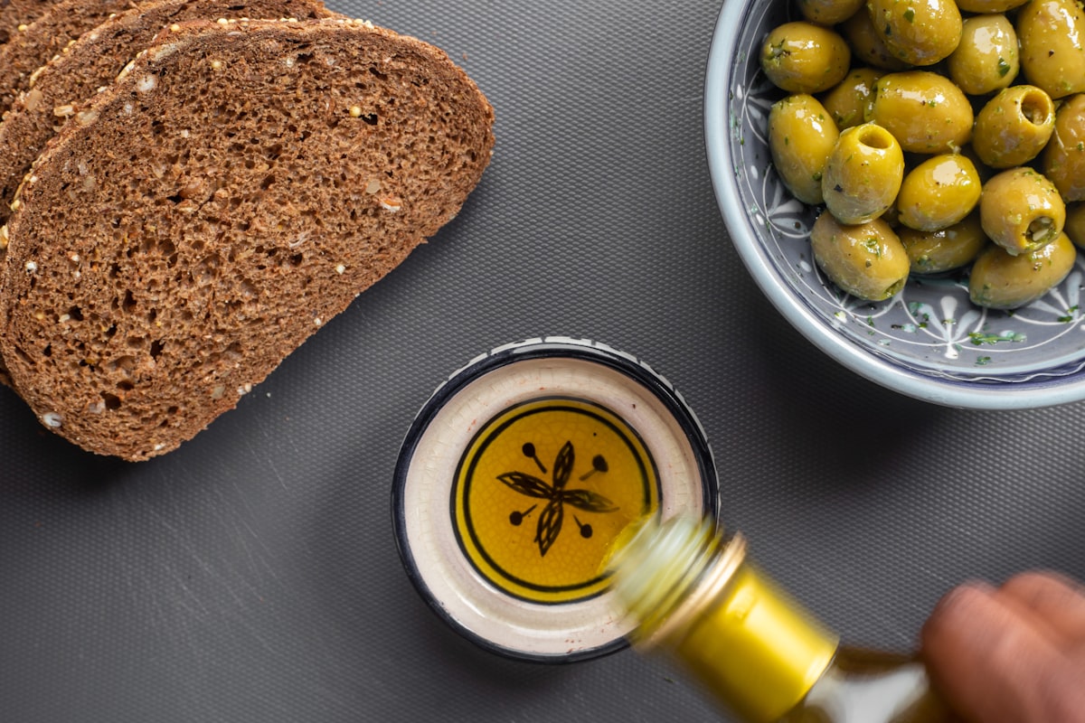 Team di Powernutritiontips al lavoro sugli articoli di nutrizione